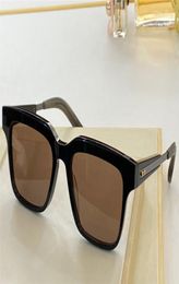 DLX702 Avanzado Nuevas gafas de sol Men Metal Retro Titanio Unisex Gafas de sol Fashion Style Plate Frame UV 400 Mirror Top con Advance5624133