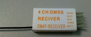 DM4F DMSS-ontvanger 4-kanaals ontvanger voor afstandsbediening JR XG7 XG8 XG11 XG14 DHL Gratis verzending