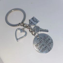 Doe waar je van houdt Engelse ronde merk perzik hart sleutel huis te koop makelaar sleutelhanger