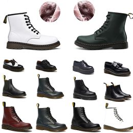 Doc Martens Femmes Designer Bottes Bottes courtes Dr Martins Hommes Marten Haute Fourrure En Cuir Hiver Neige Bottines Oxford Bas Cheville Chaussures Noir Rose AirWair Plate-Forme Boucle