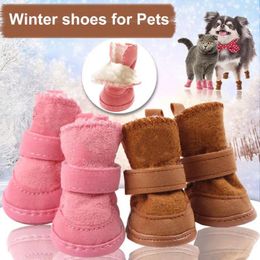 Hondenkleding 1 paar mooie dierenlaarzen fleece voering schoenen met bevestigingsband koudbestendig voorkomen skidding