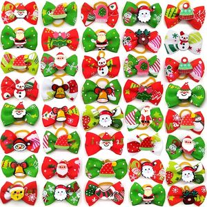 Vêtements de chien 10 pcs Noël Pet Bows Accessoires de cheveux Fête de vacances Chiens Toilettage pour petites fournitures 231011