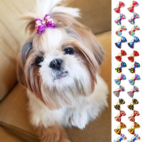 Vêtements pour chiens 10 pièces 20 pièces/lot arcs de cheveux élastique couleurs mélangées chat toilettage fait à la main pour animal de compagnie chiot nœud papillon Mini accessoires