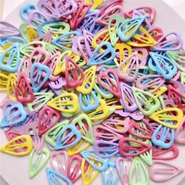 Vêtements de chien 10pcs chat mignon coloré forme de goutte d'eau épingle à cheveux pinces à cheveux douces barrettes pince solide accessoires pour animaux de compagnie