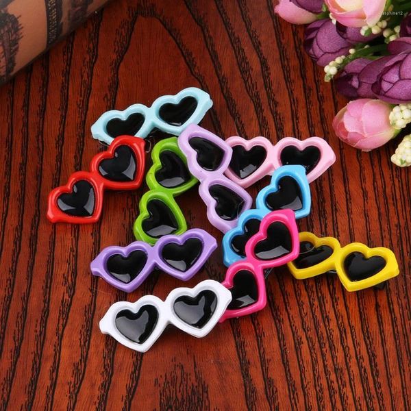 Appareils pour chiens 10pcs Hairpin Barrettes Anti-Break Alligator Clips Hairs Not-Toxic Heart Pet Multi-couleur pour toilettage