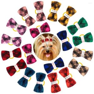 Hondenkleding 10 stcs Geplaid dagelijks verzorging Hair Bows Classic Cotton Cat Bowknot Handgemaakte puppy-hoofddeksels Rubberen banden voor kleine producten