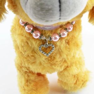 Ropa para perros 1pc linda mascota cachorro gato perla joyas de perla collar decorativo colgante de amor para perros pequeños accesorios suministros