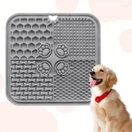 Appareils pour chiens 1pc Silicone PET Slow Feeder Mat Lick Pad avec un gratte-ciel de Petplacemat pour soulagement de l'anxiété
