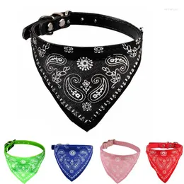 Appareils pour chiens 2024 Écharpe Col Bandana Collarchieft Advable Pet Pet Cat Cat Imprimé Triangulaire Banda