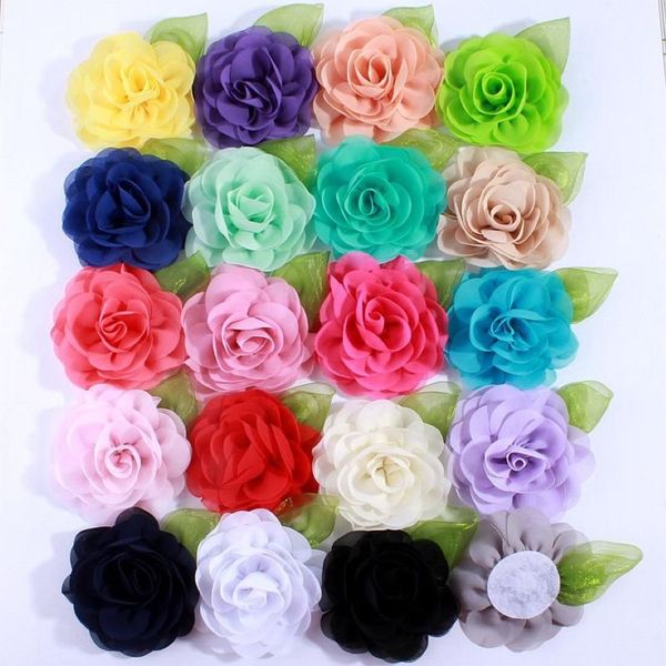 Vêtements de chien 20pcs / lot adorable collier de chat de compagnie charmes étiquettes amovibles en mousseline de soie solide accessoire de fleur bows313b