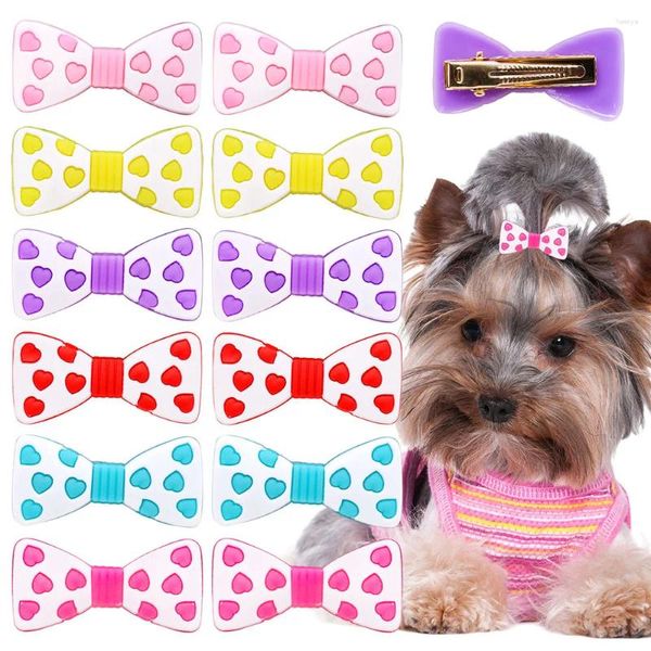 Ropa para perros 20pcs de amor patrón de color sólido Caller de cabello para mascotas Decoración de mechones