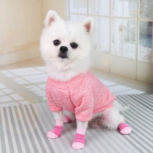 Vêtements de chien 2pairs chaussettes tricotées motif de dessin animé chiens chiot chaussons pour la maison