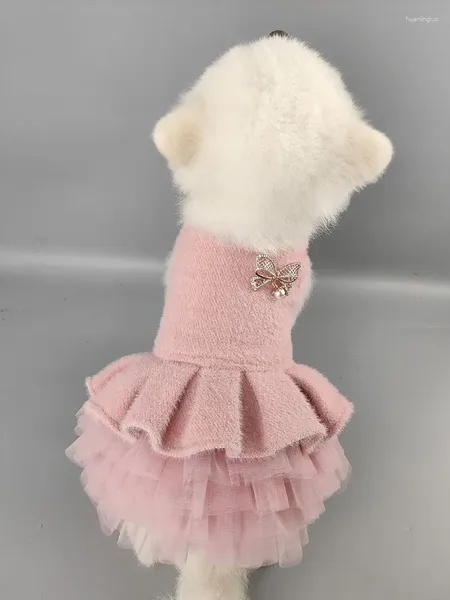 Ropa para perros 3 colores Ropa de invierno hecha a mano Vestido de abrigo para mascotas Elegante Diseño de moda simple Falda de tul de visón artificial Parkas suaves y cálidas