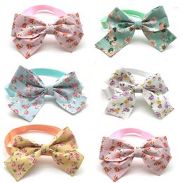 Vêtements pour chiens 30/50 pcs accessoires pour petits chiens mignon fleur conception chiot chat noeuds papillon collier de cravate
