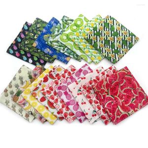 Vêtements pour chiens 30 / 50pcs Bandana Summer Fruit Style Pet Bib Écharpe Triangle Chiot Bandanas en coton doux