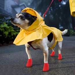 Ropa para perros 4 PCS Cubiertas de zapatos para mascotas Zapatos Botas para cachorros Práctico para lluvia de goma al aire libre Impermeable antideslizante