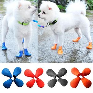 Hondenkleding 4 stks/Lot Rainshoe Anti-slip Rubber Regen Boot Pet Outdoor Walk Waterdichte schoen Solid Color enkelbenodigdheden