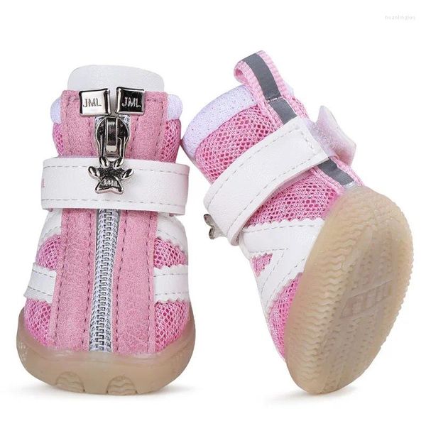 Vêtements de chien 4pcs chaussures antidérapantes petites bottes de couverture de protection respirantes en plein air pour animaux de compagnie S-XXL