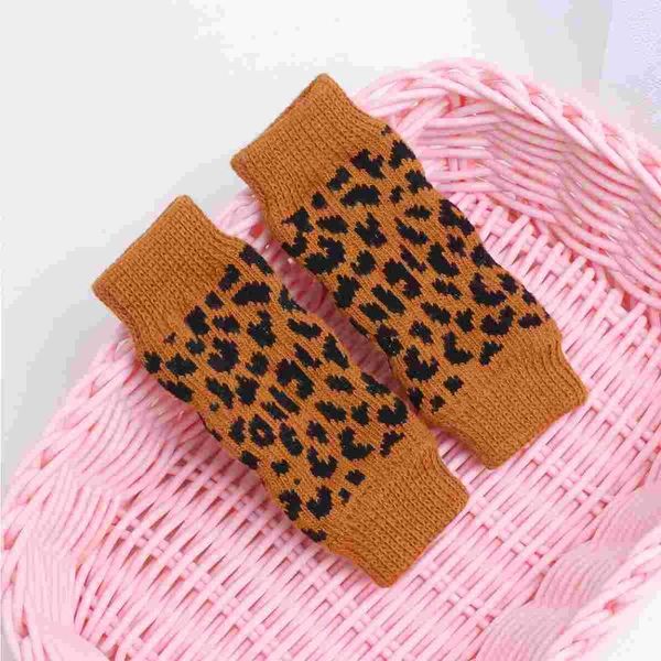 Ropa para perros 4 unids Pet Pierna Proteger Calcetines Calcetines Traje de invierno Medias Protector anti-suciedad para perros (Tamaño M Leopardo)