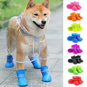 Vêtements de chien 4pcs chaussures de pluie pour animaux de compagnie anti-dérapant botte en caoutchouc chiot chats imperméable couverture de pied extérieure petits chiens protecteur chaussettes chaussures