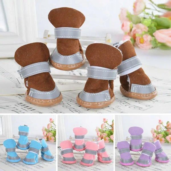 Ropa para perros 4pcs/set Anti skid lluvia botas de nieve de nieve de invierno zapatos de mascotas reflectantes calientes para gatos pequeños perros cachorros calcetines botines cuidado