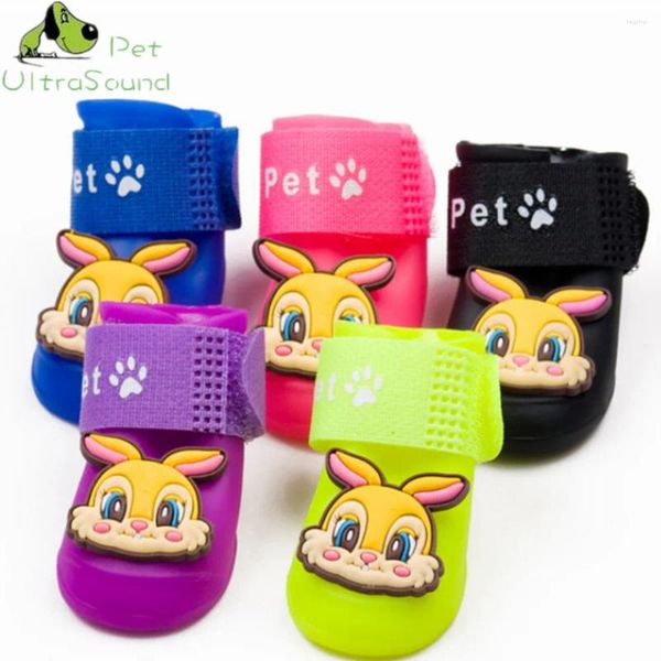 Ropa para perros 4 unids / set Botas de patrón de mascota PU Caucho Protector de agua Zapatos de gato Negro Verde Rojo Azul Amarillo Rosa Púrpura Naranja