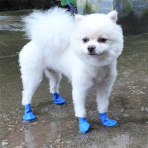 Vêtements de chien 4pcs / Set Couvre-chaussures imperméables en caoutchouc pour animaux de compagnie Chaussures d'extérieur portables Chaussettes Ballon Bottes de pluie Accessoires