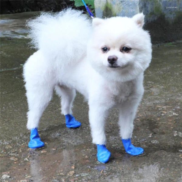 Ropa para perros 4 unids / set Cubierta de zapato impermeable de goma para mascotas Zapatos al aire libre portátiles Calcetines Globo Botas de lluvia Accesorios