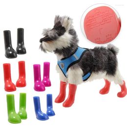 Hondenkleding 4 STKS/SET Rubberen regenlaarzen S/M/L Waterdichte schoenen voor huisdieren voor kleine honden York Antislip regenschoenen Schoeisel Sokken Accessoires