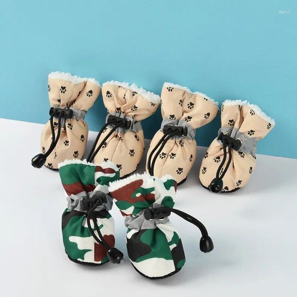 Vêtements de chien 4pcs / set chaussures pour petits chiens de grande taille Chihuahua bottes anti-dérapantes teckel chaussettes chaudes douces hiver fournitures de chiot en plein air