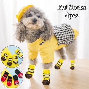 Vêtements pour chiens 4pcs chaussettes chaudes pour chiots doux pour animaux de compagnie tricots mignons chaussures antidérapantes petites fournitures pour chiens de taille moyenne