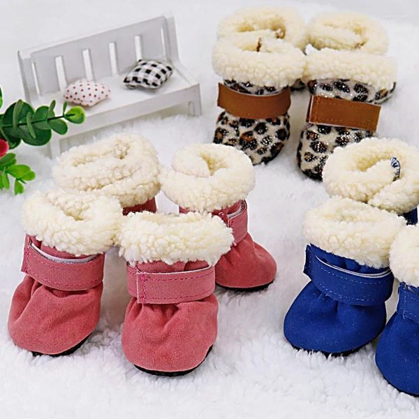 Vêtements de chien 4pcs hiver chaussures pour animaux de compagnie bottes de neige antidérapantes pour petits chiens épais chat chiot chaussettes chihuahua yorkshire