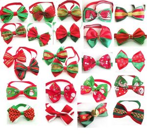 Vêtements pour chiens 50 / 100pcs Cravates de Noël Mix Styles Cravates de chat Bowties Collier Accessoires de toilettage pour animaux de compagnie