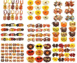 Vêtements de chien 50pcs Accessoires de Thanksgiving Citrouille Turquie Automne Pet Cat Bow Ties Petit Moyen Grand Grooming8745316