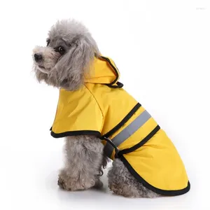 Vêtements pour chiens ajusté pour animaux de compagnie à preuves à épreuves veste de pluie Poncho avec une bande réfléchie légère grande imperméable imperméable
