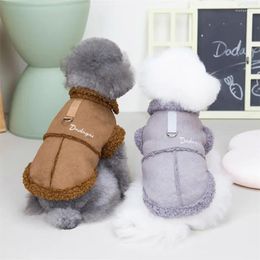 Vêtements pour chiens automne et hiver chaud de pêche chaude velours velours à deux pattes spot petit chats moyen chiens vêtements