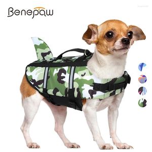 Vêtements pour chiens Benepaw Gilet de sauvetage à haute flottabilité Mignon Shark Camouflage Gilet de sécurité pour animaux de compagnie Forte poignée de sauvetage Anneau de laisse pour le surf en bateau