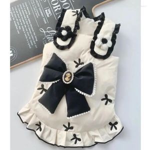 Vêtements pour chiens Big Bowknot Robe Vêtements Noir Blanc Fleur Conception Simple Petits Chiens Vêtements Chat Hiver Doux Kawaii Articles Pour Animaux De Compagnie En Gros