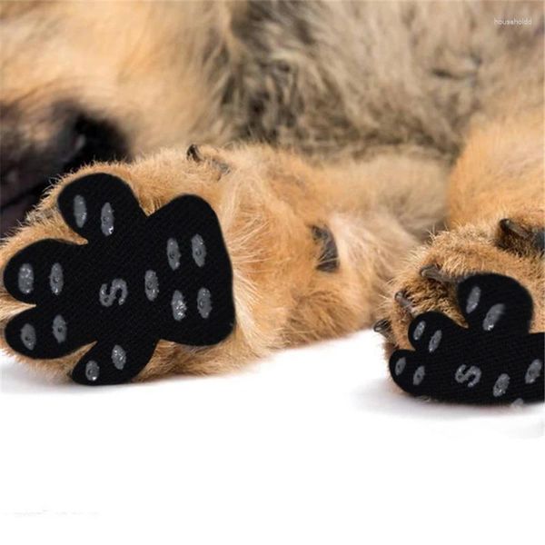 Ropa para perros Protectores de patas negras para perros Pegatina antideslizante Desechable Autoadhesivo Zapatos resistentes Botines Calcetines Reemplazo