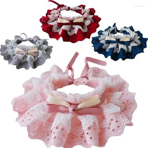 Vêtements pour chiens Bowtie Collier en dentelle Bavoirs pour chats réglables Accessoires pour animaux de compagnie Chiot Foulard Bandanas Collier Cravate Sangle Écharpe Fournisseurs