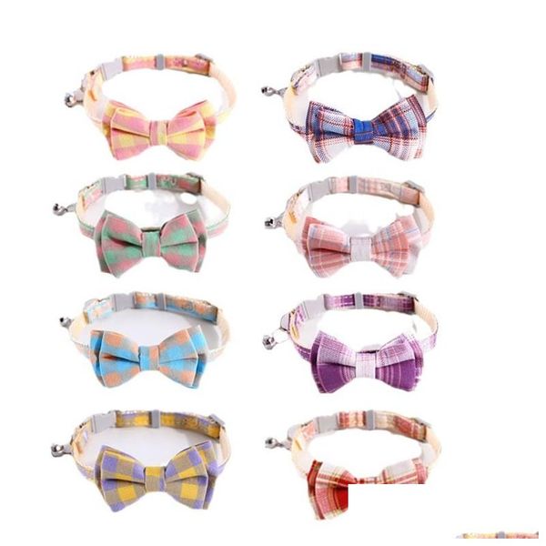 Collar de gato de ropa para perros con corbata de lazo y campana a cuadros Bowtie para gatitos gats gatitos de cachorros en halloween acción de gracias navidad d dhgwx