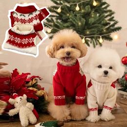 Hondenkleding Kerstkleding Mooie Rode Print Puppy Gebreide Truien Winter Warm Jaar Trui voor Katten Franse Bulldog Dierbenodigdheden 231129