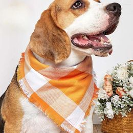 Appareils pour chiens Plaid Plaid Bandana Tourne serviette Triangle Pet Collar accessoires pour grands chiens