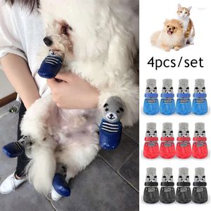 Vêtements de chien mignons chaussures antidérapantes pour animaux de compagnie chaussettes chaudes imperméables bottes de neige de pluie de chiot chaussures de coton de chat pour petits chats chiens fourniture