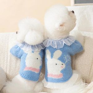 Vêtements pour chiens Vêtements d'hiver mignons Faux Mink Pull pour animaux de compagnie Année Vêtements Bleu Fond Blanc Tricoté Automne