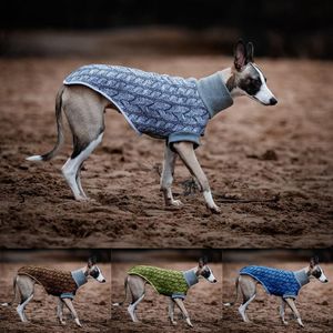 Hondenkledinghond Warm Kleding Pet Winter Casual tweebenige Buiten Winddichte Veek Vlopte Dog vaste kleur Polyester Hoge kraag Hondenjas 230814