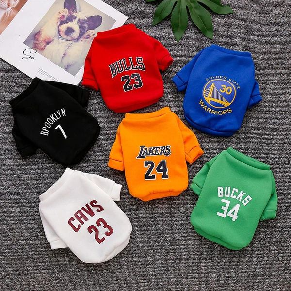 Ropa para perros Perros Ropa de invierno Ropa para mascotas Ropa deportiva Lindo Cachorro Cálido Jersey Sudadera Jersey Traje de baloncesto Deporte Sudadera con capucha Ropa