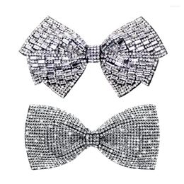 Hondenkleding Fahion Exquise Decoration Pet Bowtie Bowknot Shining Diamond Slidable kraag voor honden Cat Levers Accessoires