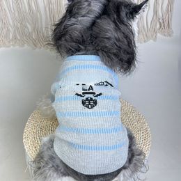 Hondenkleding Modemerk Lente/Zomer Hondenkleding Buitenlandse handel Huisdier Gebreid Vest Trui Slim Fit Kleine en middelgrote honden Franse Bulldog Teddy