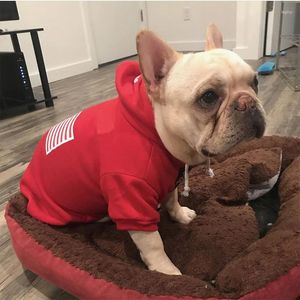 Hondenkleding mode huisdierkleding voor kleine honden vlagstijl schnauzer hoodies dikker pug kostuum rood s-2xl pc1408